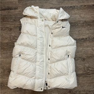 Nike puffer vest